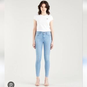 Women's Levi's Mile High Super Skinny Light Blue Women's Jeans - Size 2 New